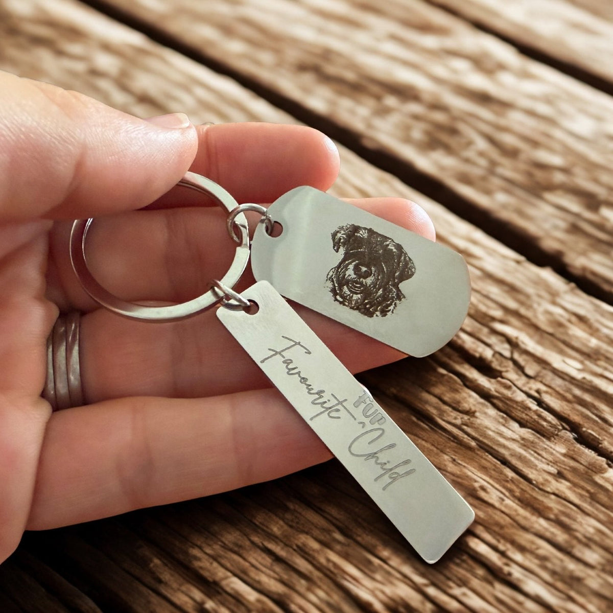 engraved pet portrait keyring